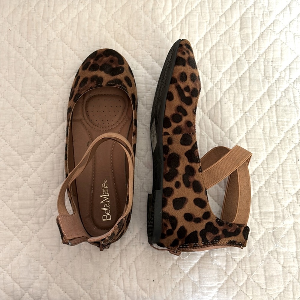 New Animal Print Ballet Flats with Ankle Strap